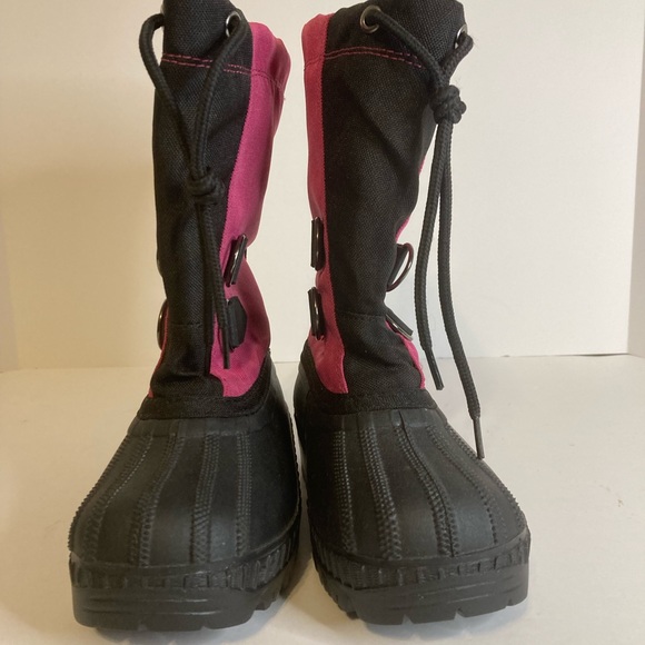 UNKNOWN brand kids size 10 boots - Picture 2 of 5